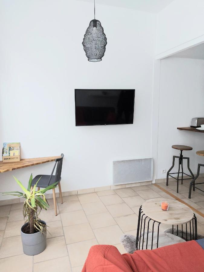 Appart confort, centre-ville, calme Maubeuge Exterior foto